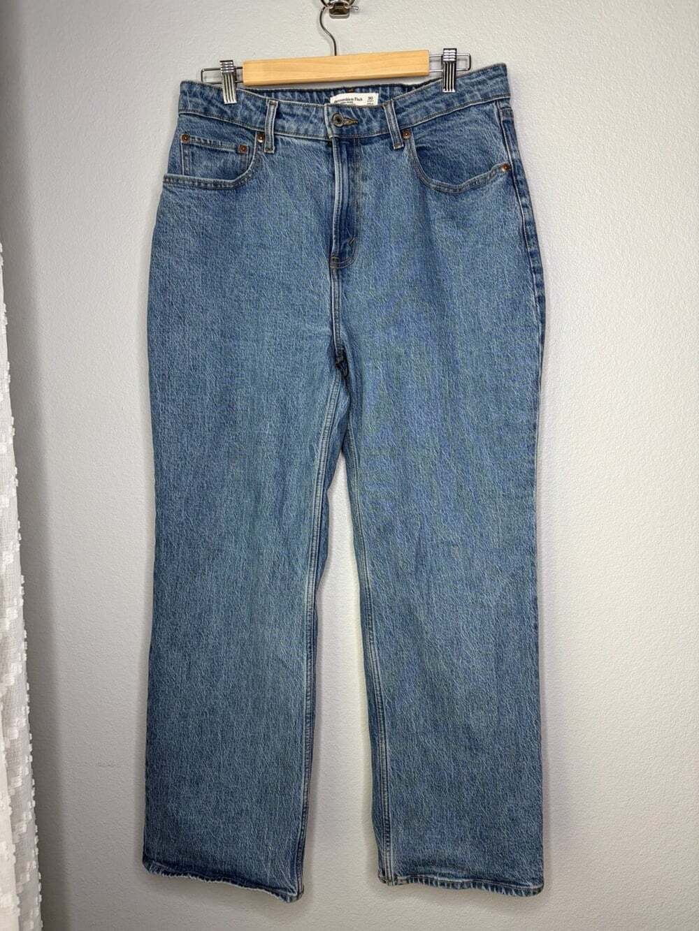 Abercrombie & Fitch Womens The 90s Relaxed Jeans High Rise Size 30 SHORT